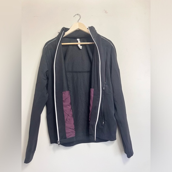 Lululemon Black Hooded Windbreaker - Picture 2 of 5